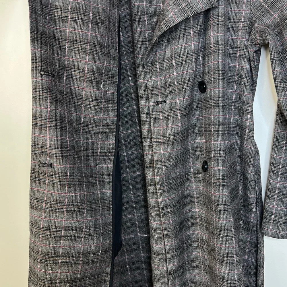 NWOT Jennifer Lopez Gray Plaid Belted Wrap Tie Waist Trench Coat Red Small - Picture 7 of 12